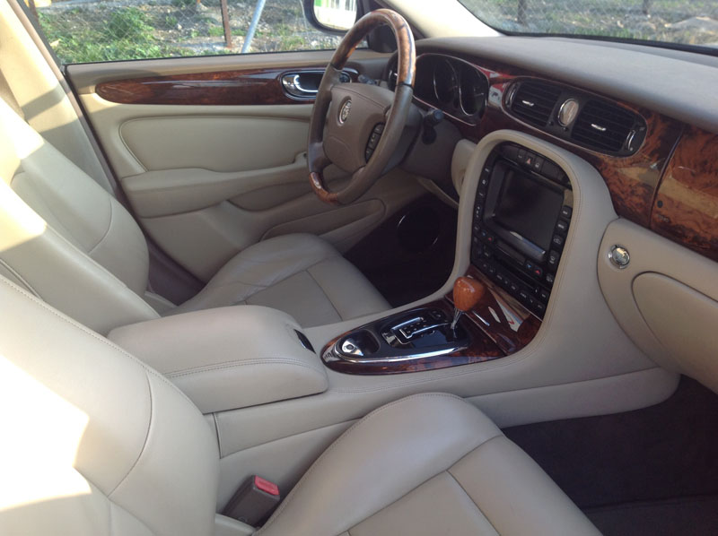 interiordelantero.jpg